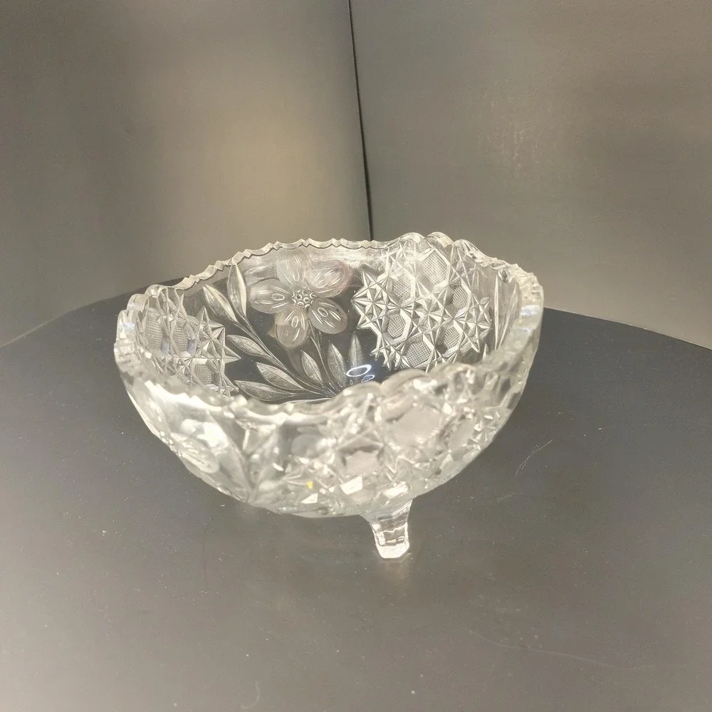 Vintage 3 Footed Cut Crystal Bowl Floral Intaglio Starburst Candy Dish